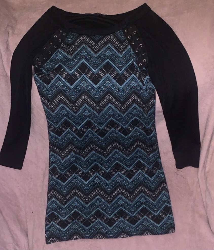 Black And Blue Pattern Long Sleeve Dress