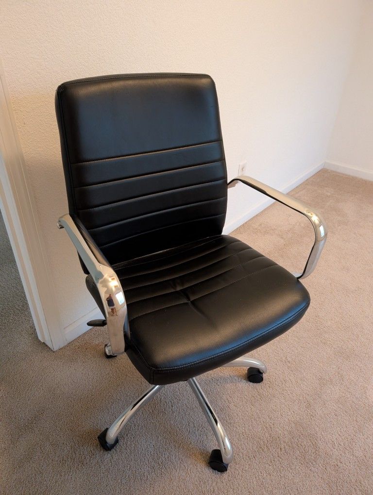2 Office Chairs