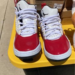 Jordan 11 