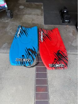 2 Bodyboards / Boogie Boards with Leashes