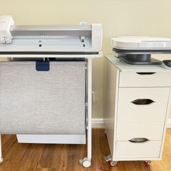Cricut Large Cutting Machine Bundle + Cricut Heat Press