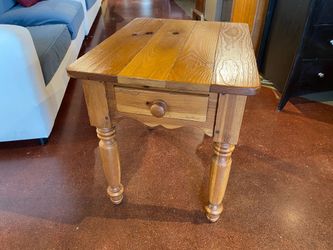 ETHAN ALLEN Rustic End Table with One Drawers