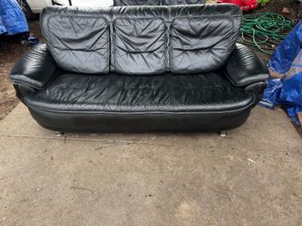 Matching couch and loveseat $45 each