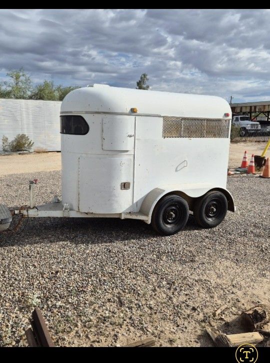 2 Horse Trailer