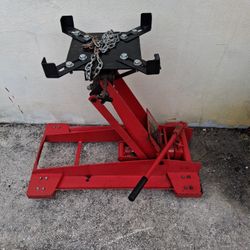Yes, It's Available Central Hydraulics Transmission Jack 800 Capacity 