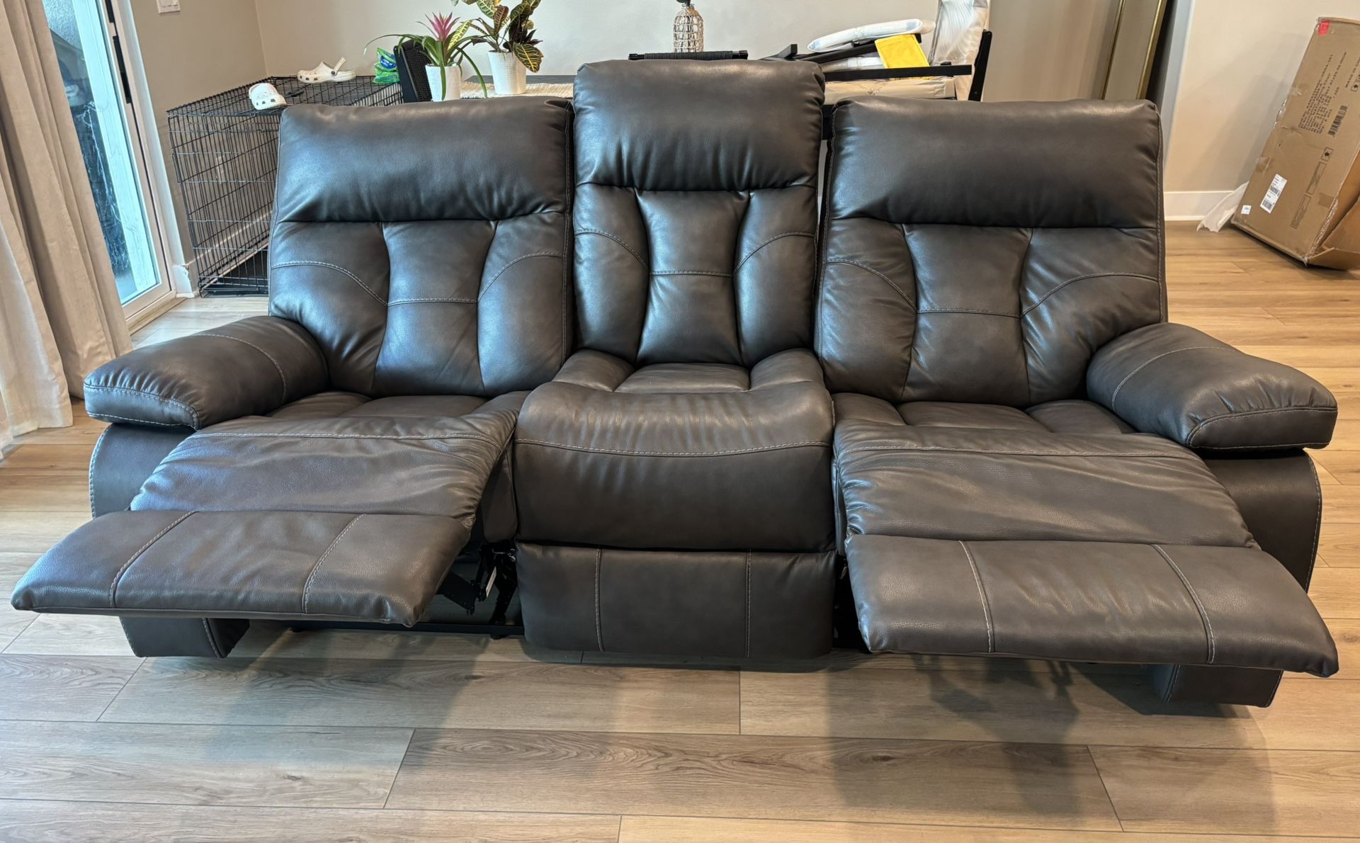 Grey leather sofá set