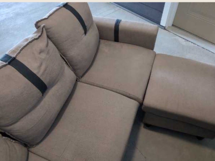Free Sofa With Footrest