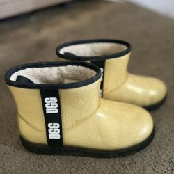 Kids UGG Classic Clear Mini II Boot - Natural/Black