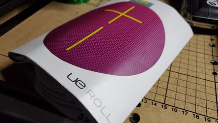 UE roll bluetooth speaker