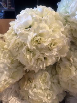 White Silk Rose Flower Ball Centerpiece