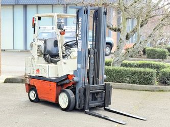 Forklift Nissan LPG 3500LB lifting capacity