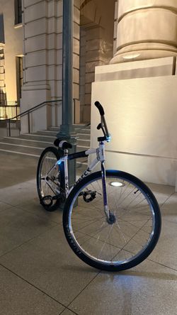 White street co (READ DESCRIPTION)