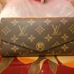 louis vuitton bags with red lining