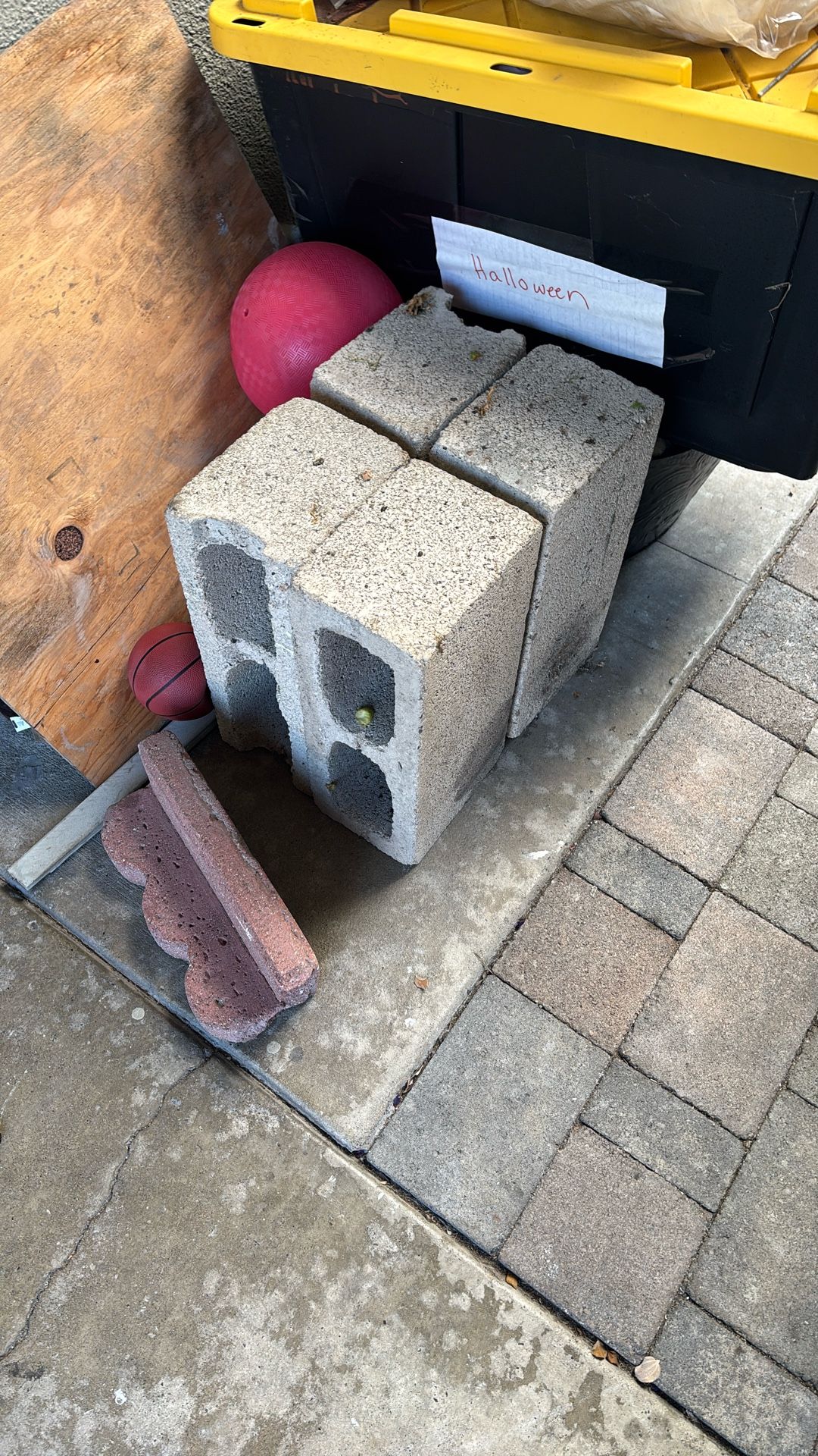 4 Cinder blocks