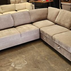 Thomasville Caler Convertible Sleeper Sectional with Storage