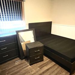 Bedroom Set For Sale