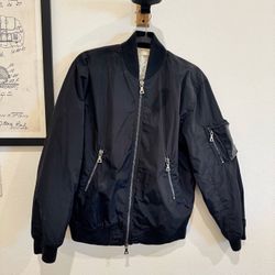 Black Lightweight Bomber/Puffer Jacket Men’s Medium