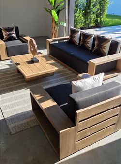 Luxe Palma Teak Collection By V|V (Retail $12,275)