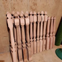 Staircase Newel Post And Handrails