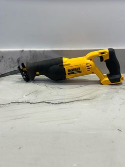 DEWALT RECIPROCATING SAW DCS380