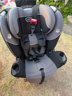 Revolve car seat