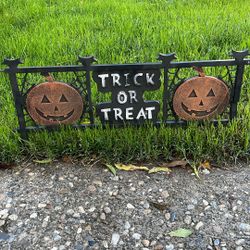 FREE Halloween Decor