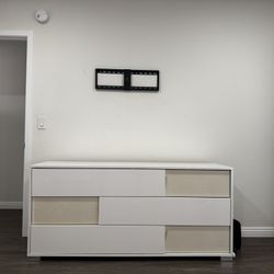 Modern White TV Stand / Media Console with Storage - Mid-Century Style