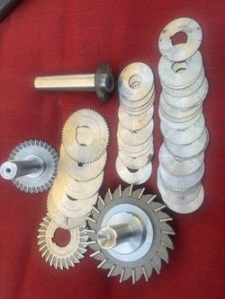 Tool machinist