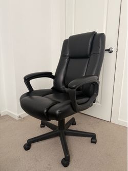 Office desk chair, High-Back, Leather, Black