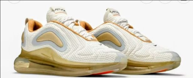 Nike Air Max 720 Sneakers