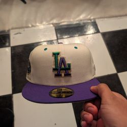 La Dodgers 59fifty Size 7 1/2 Brand New