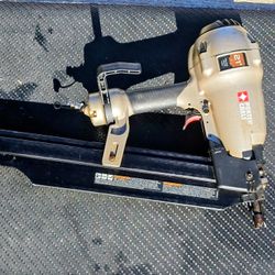 Porter Cables 21° Framing/ Roofing Nail Gun