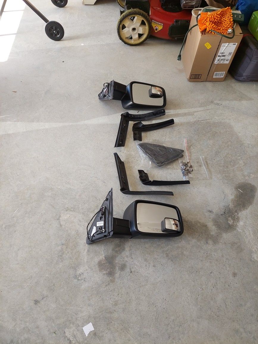 Dodge Ram 1500 Mirrors