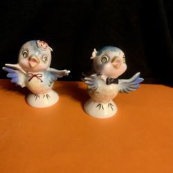 Lefton Blue Bird Anthropomorphic Salt & Pepper Shakers Jeweled Eyes  - missing cork  Please see pictures for better determination of condition Each sh