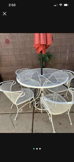 Patio Chair And Table 