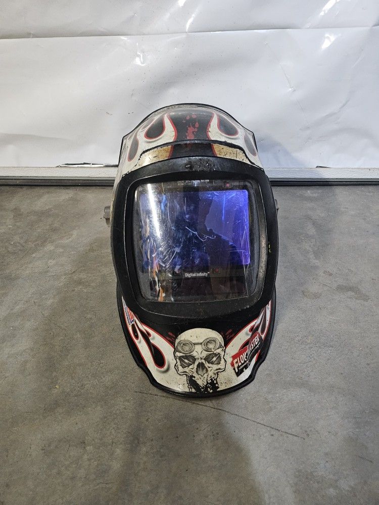 Digital Infinity Auto-Darkening Welding Helmet, Clearlight 2.0 W/ Coolband Head Cooling System