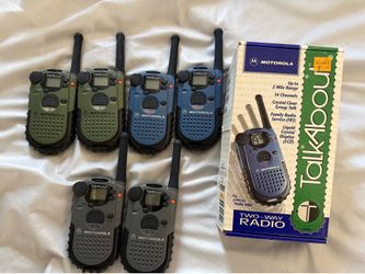 6 Motorola talk about radios