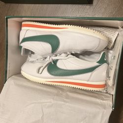 Nike Cortez Stranger Things Collab