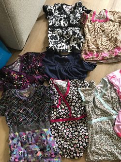 Small and xsmall scrub tops