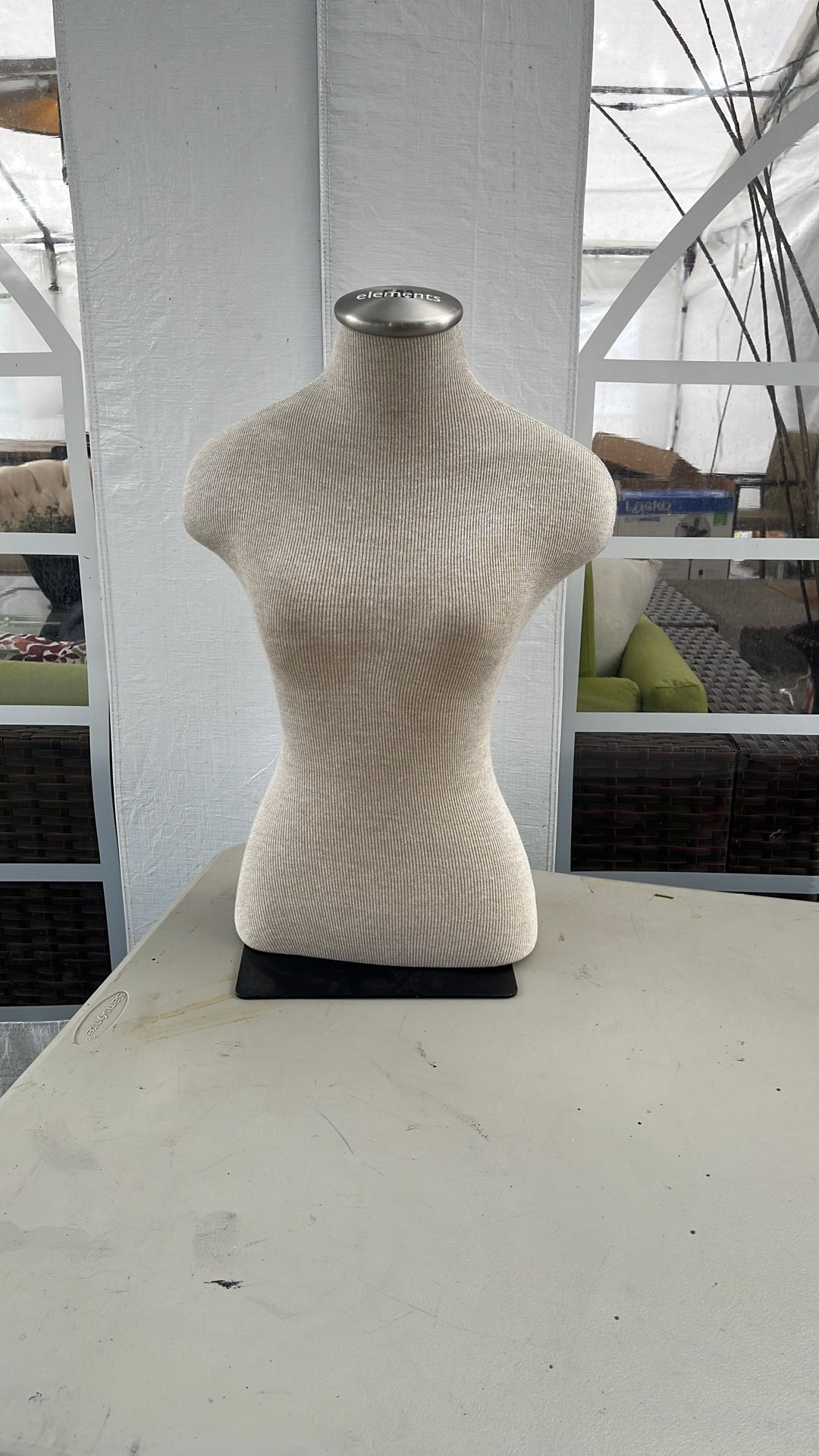 Mannequin Female Medium