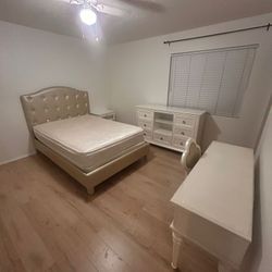 Full 3 Items Bedroom Set 300