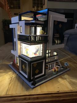 Mould King 16043 Art Gallery Building Kits Toy, Building Blocks Streetview Architecture with Light