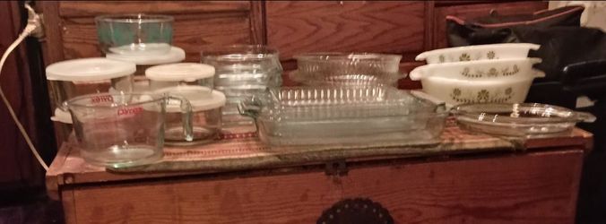Vintage pyrex lot