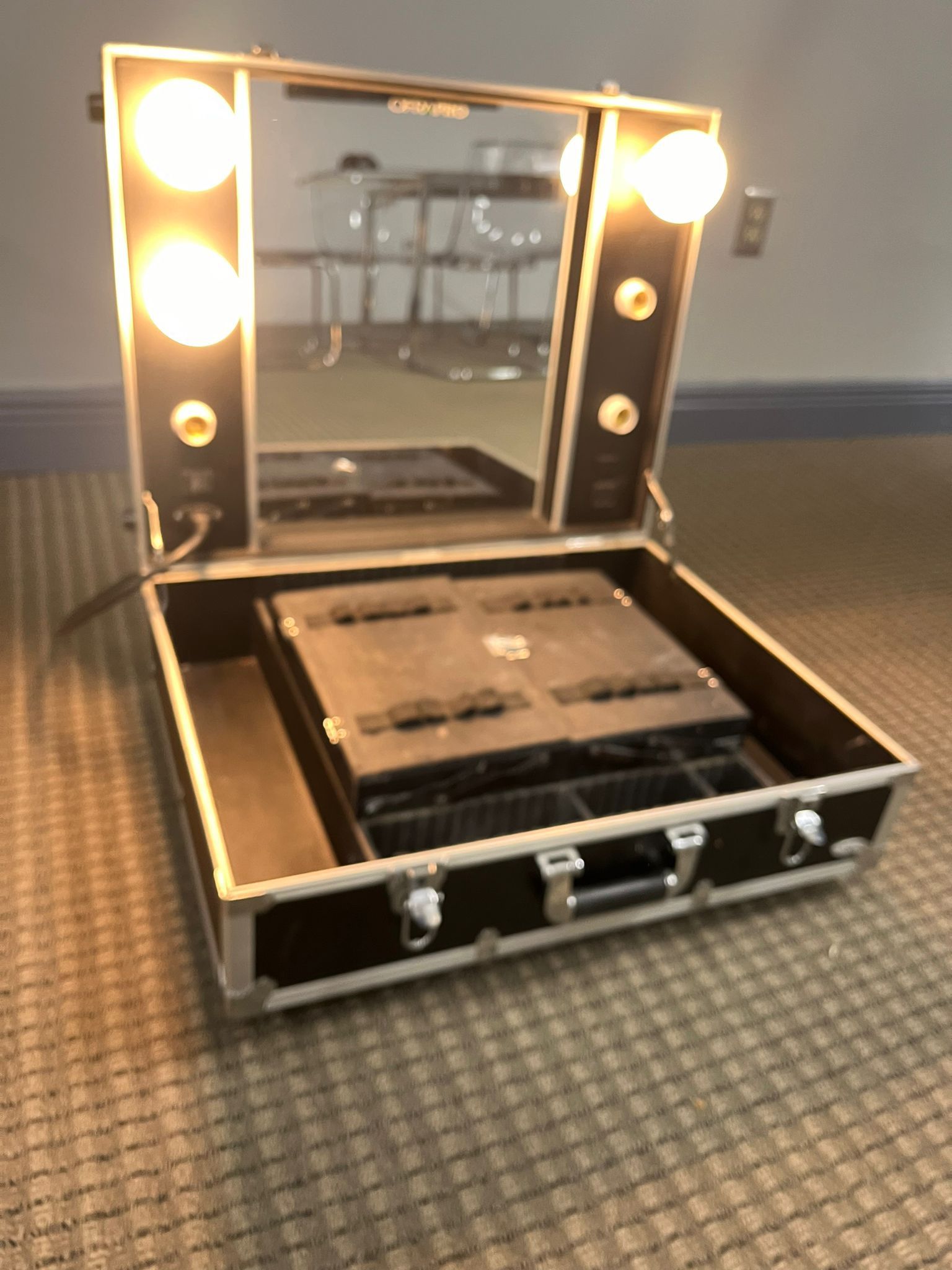Case De Maquillaje