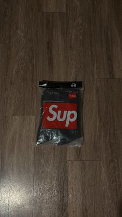 Supreme socks