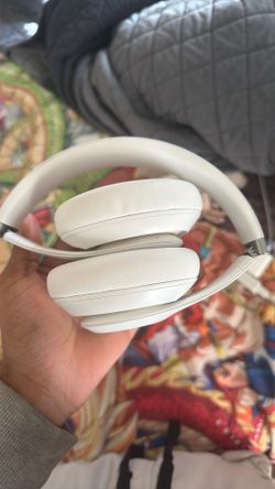 Beats Headphones Pro
