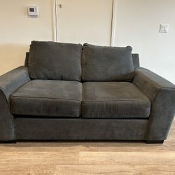 75” ParkerII Loveseat 