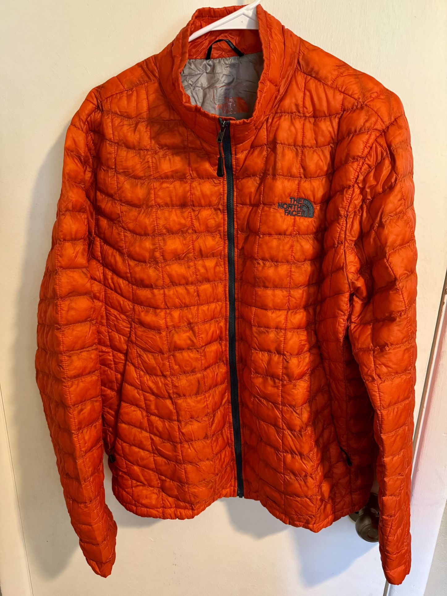 The North Face Men’s Thermal ball Orange Nylon Lightweight Puffer Jacket