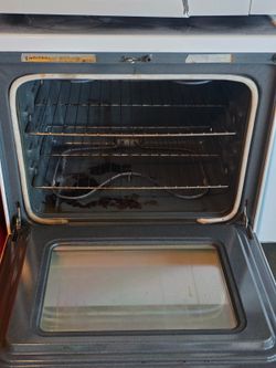 Electric Oven with Racks