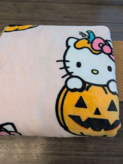 Hello Kitty Pumpkin Blanket - South Corona